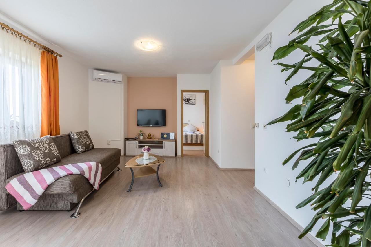 Sky Apartments Podstrana Exterior photo